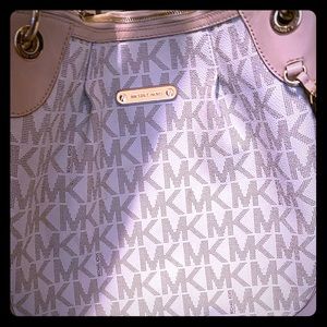 Michael Kors Vanilla crossbody